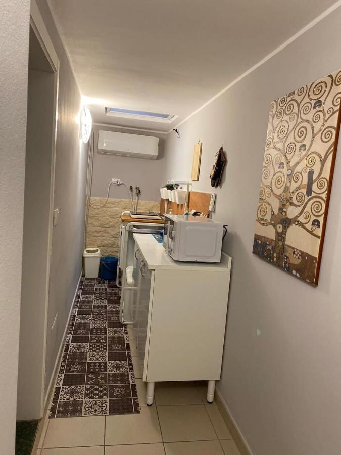 Iris Apartment Bari Eksteriør bilde